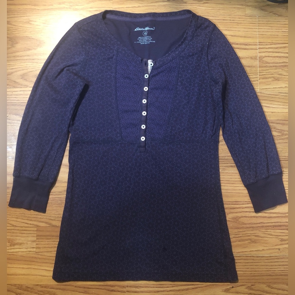 Eddie Bauer Long Sleeve Henley Top XS Navy Blue Cotton Knit Floral print